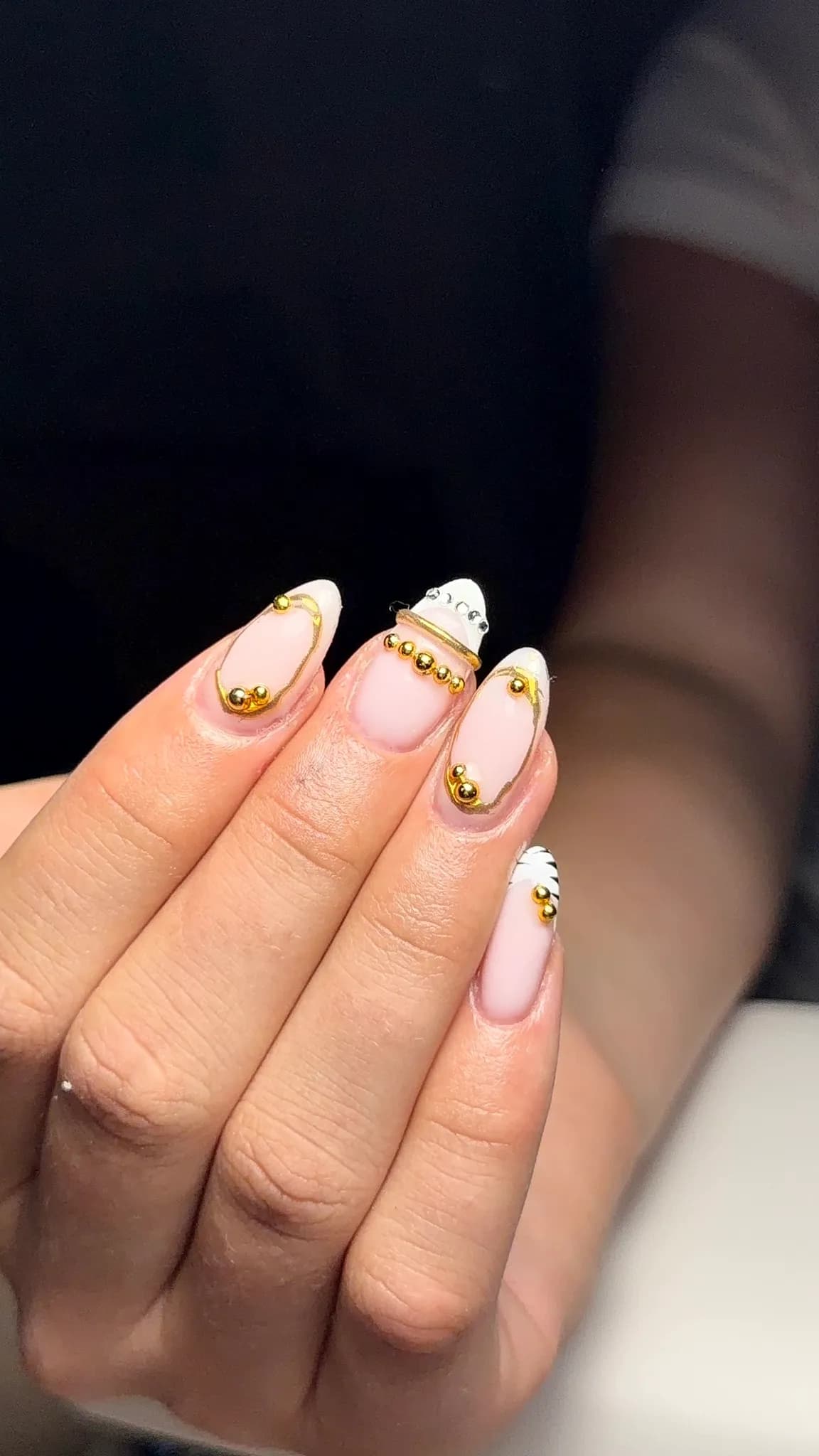 Luna Nail Studio